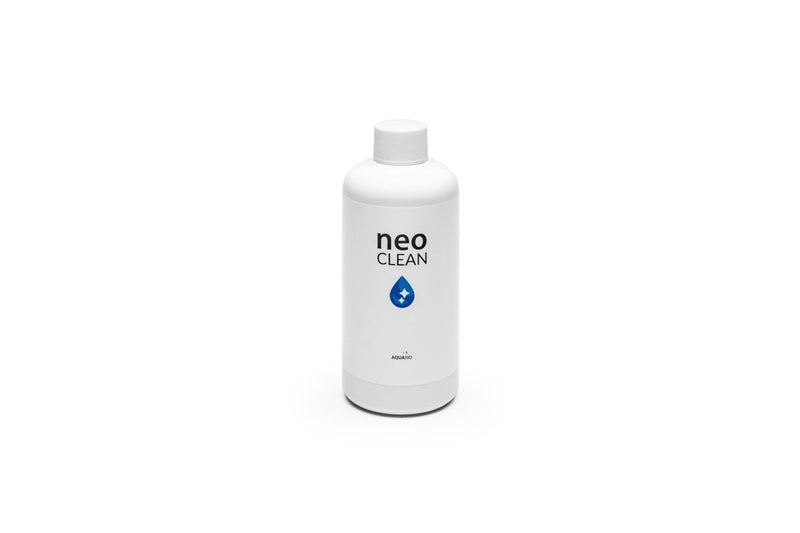 Aquario Neo Clean water conditioner bottle, used for aquarium water treatment and conditioning.