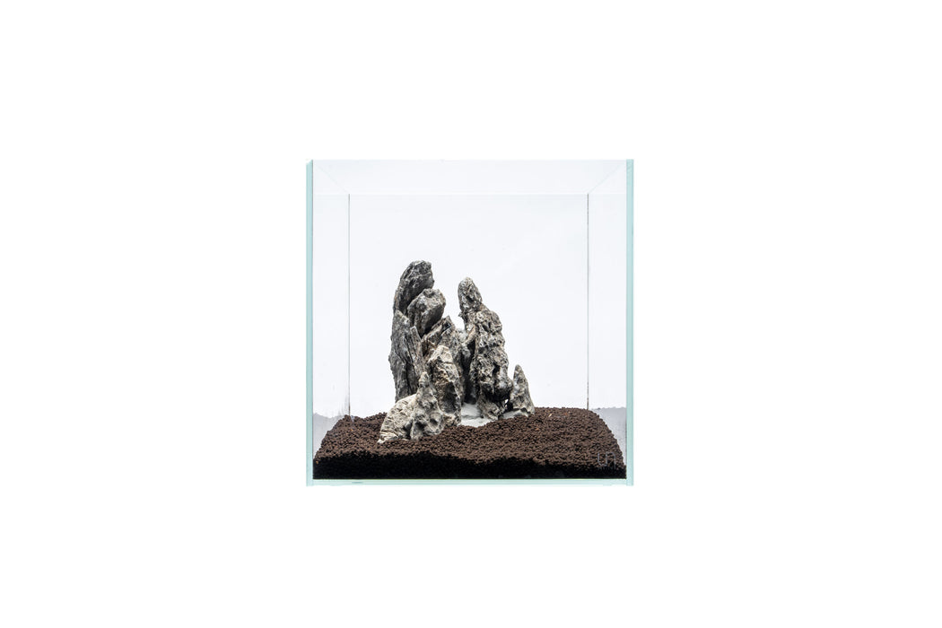 UNSHARDSCAPE Boutique Seiryu Stone showpiece, natural gray stone with intricate textures and shapes, decorative display piece.