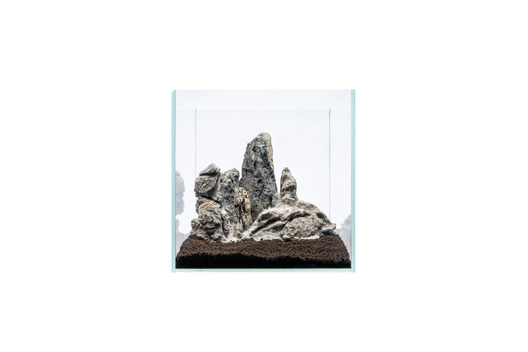 UNSHARDSCAPE Boutique Seiryu Stone Showpiece, natural gray stone decorative sculpture for home or office display