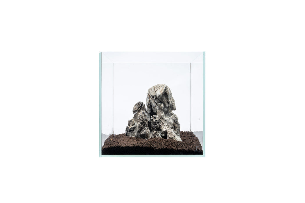 Beautiful Seiryu stone showpiece by UNSHARDSCAPE, showcasing intricate natural textures and vibrant blue-green hues.