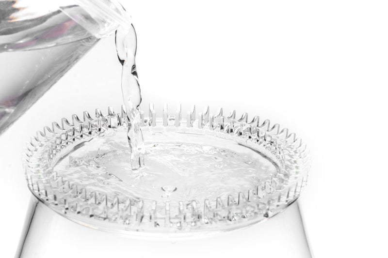 Chihiros Glass Pot accessory for aquariums, clear glass container with a minimalist design, branded by Chihiros.