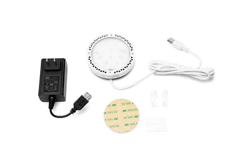 Chihiros Magnetic Light 2 LED lighting device with magnetic mounting system for aquarium illumination.