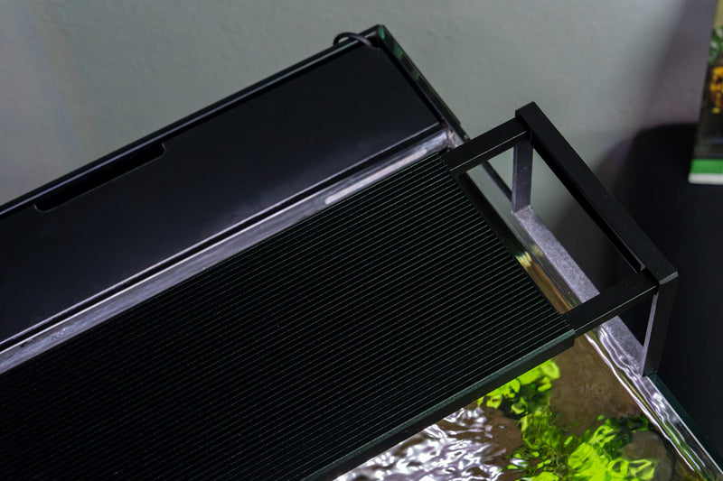 Chihiros WRGB II SLIM Edition LED light for aquarium lighting, slim design with adjustable color spectrum and brightness.
