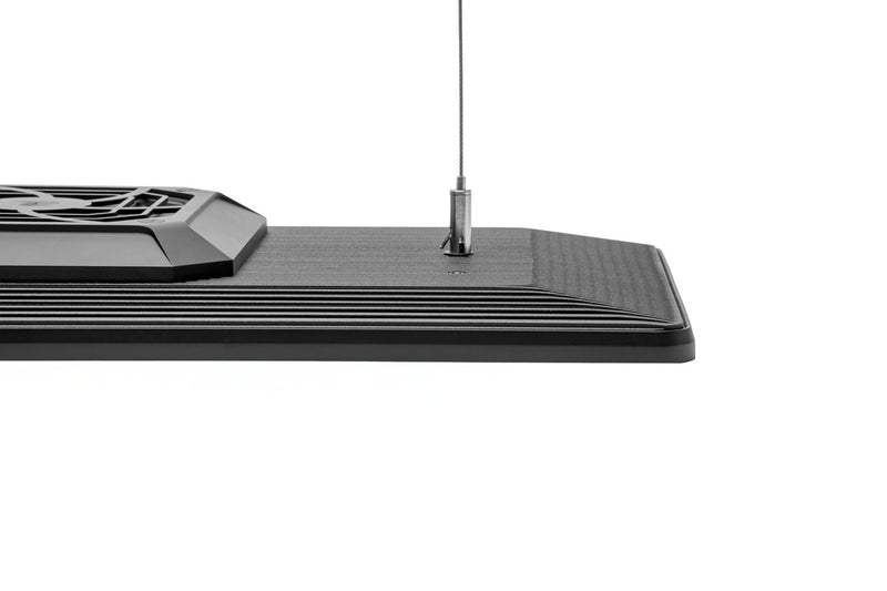Chihiros WRGB Vivid 3 LED light for aquarium lighting, showcasing adjustable RGB LED panels with sleek design.