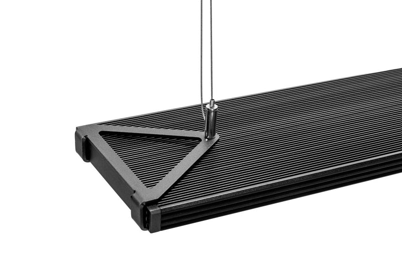 Chihiros WRGB II PRO LED light hanging kit for aquarium lighting, featuring adjustable mounting and sleek design.