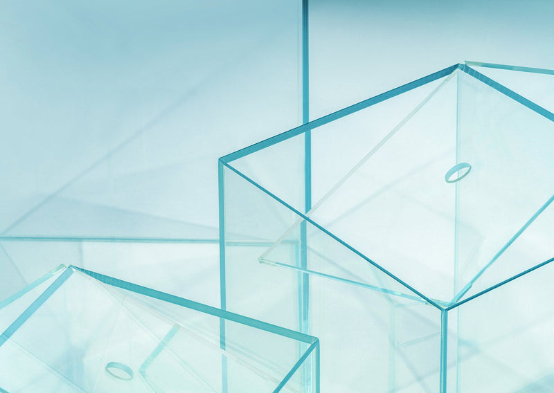 Ultum Nature Systems UNS 20TM 3.2-gallon prism rimless tank with clear glass and sleek design for freshwater or reef aquariums.