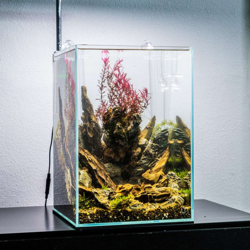Ultra clear UNS 25T 5.9-gallon rimless aquarium by Ultum Nature Systems, showcasing sleek, modern design with transparent glass.