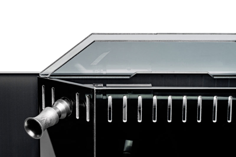 Rimless UNS Reef System R180 aquarium by Ultum Nature Systems, featuring clear glass panels and sleek modern design.