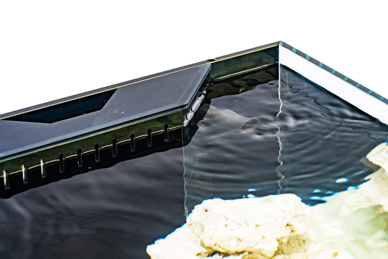Clear rimless tank from Ultum Nature Systems UNS Reef System R60, showcasing sleek glass construction for marine aquariums.