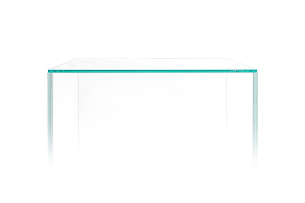 Clear glass lids for aquariums by Ultum Nature Systems, rimless design, perfect for UNS tanks, showcasing the sleek, transparent cover.