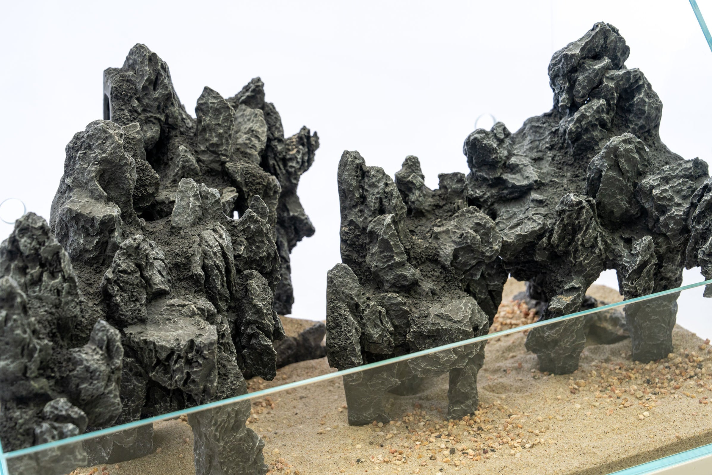 UNS Strata Black Mountain Seiryu Stone Type 3 - A — Buce Plant
