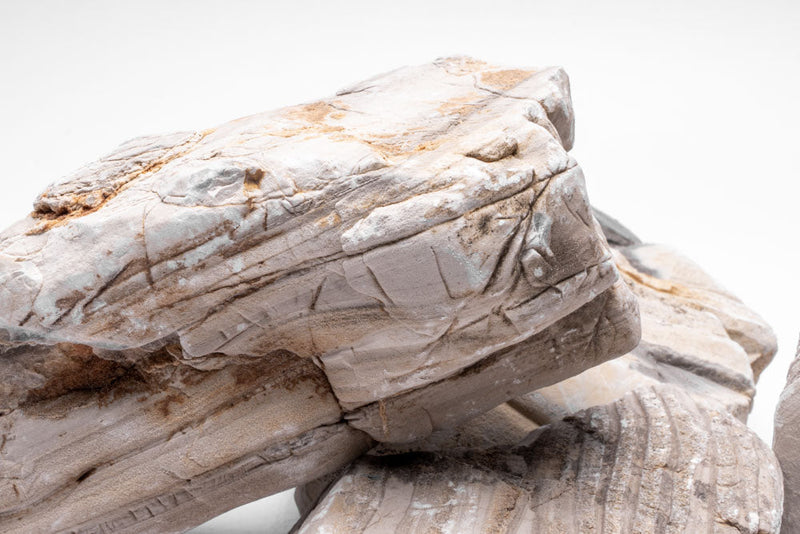 UNSHARDSCAPE Gobi Desert Stone showcasing natural textured gray stone for decorative or landscaping use