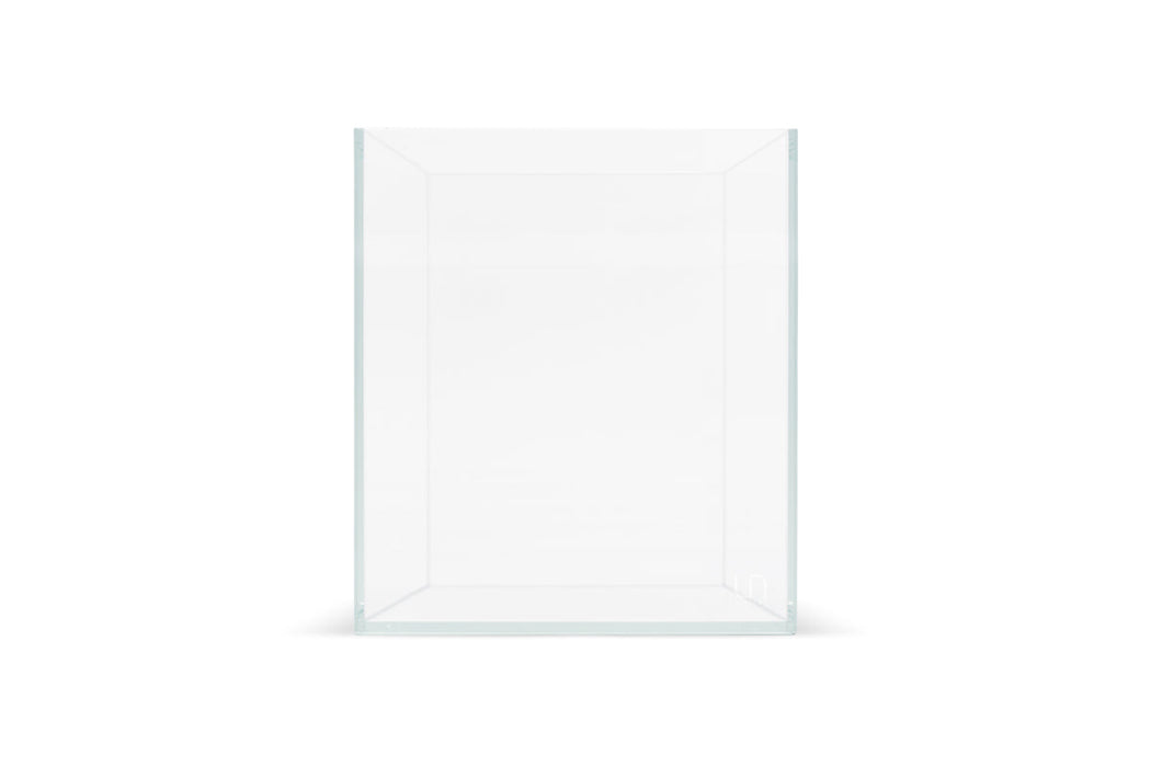 UNS 20T - 3.1 Gallon Ultra Clear Rimless Aquarium — Buce Plant