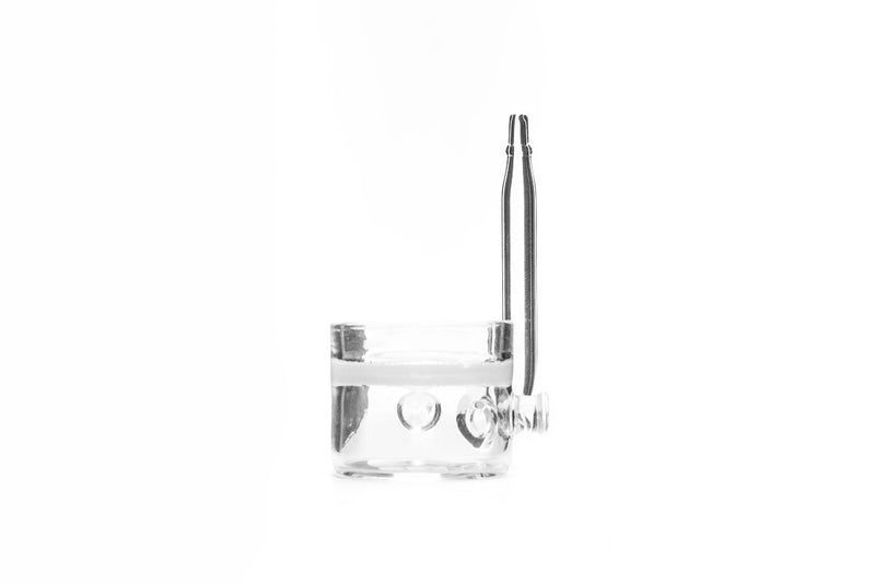 UNS CO2 J-Shape Pollen Glass Diffuser for CO2 systems, featuring a clear glass design and J-shaped structure.